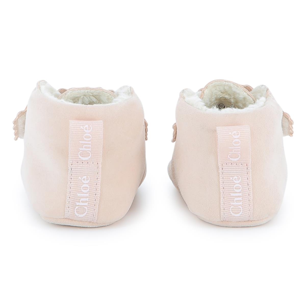 CHAUSSONS