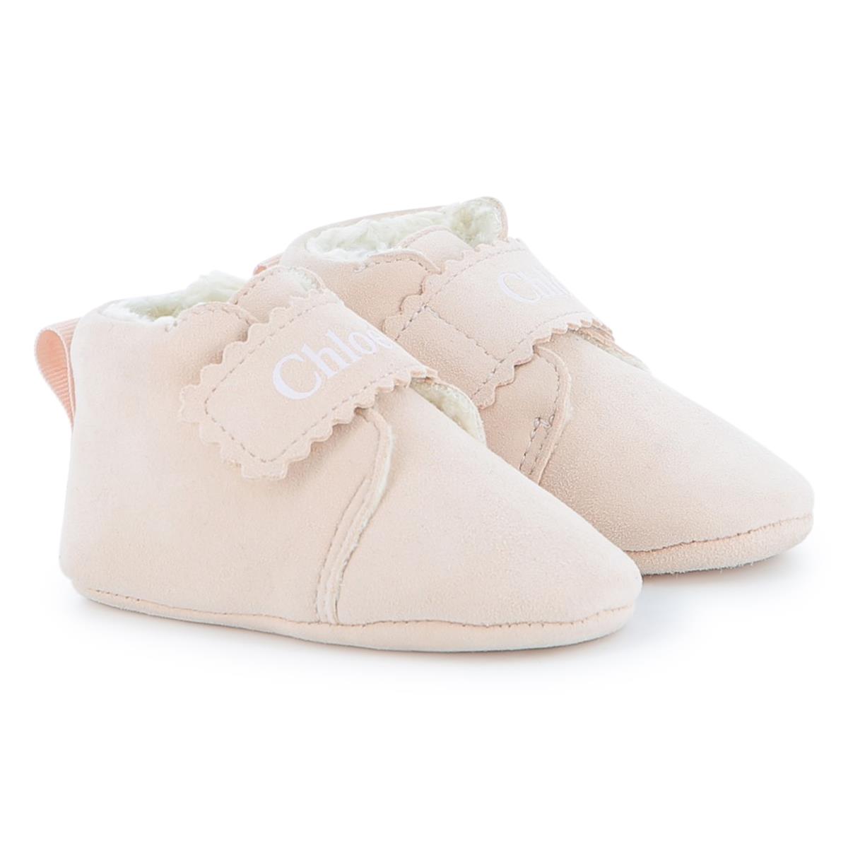 CHAUSSONS