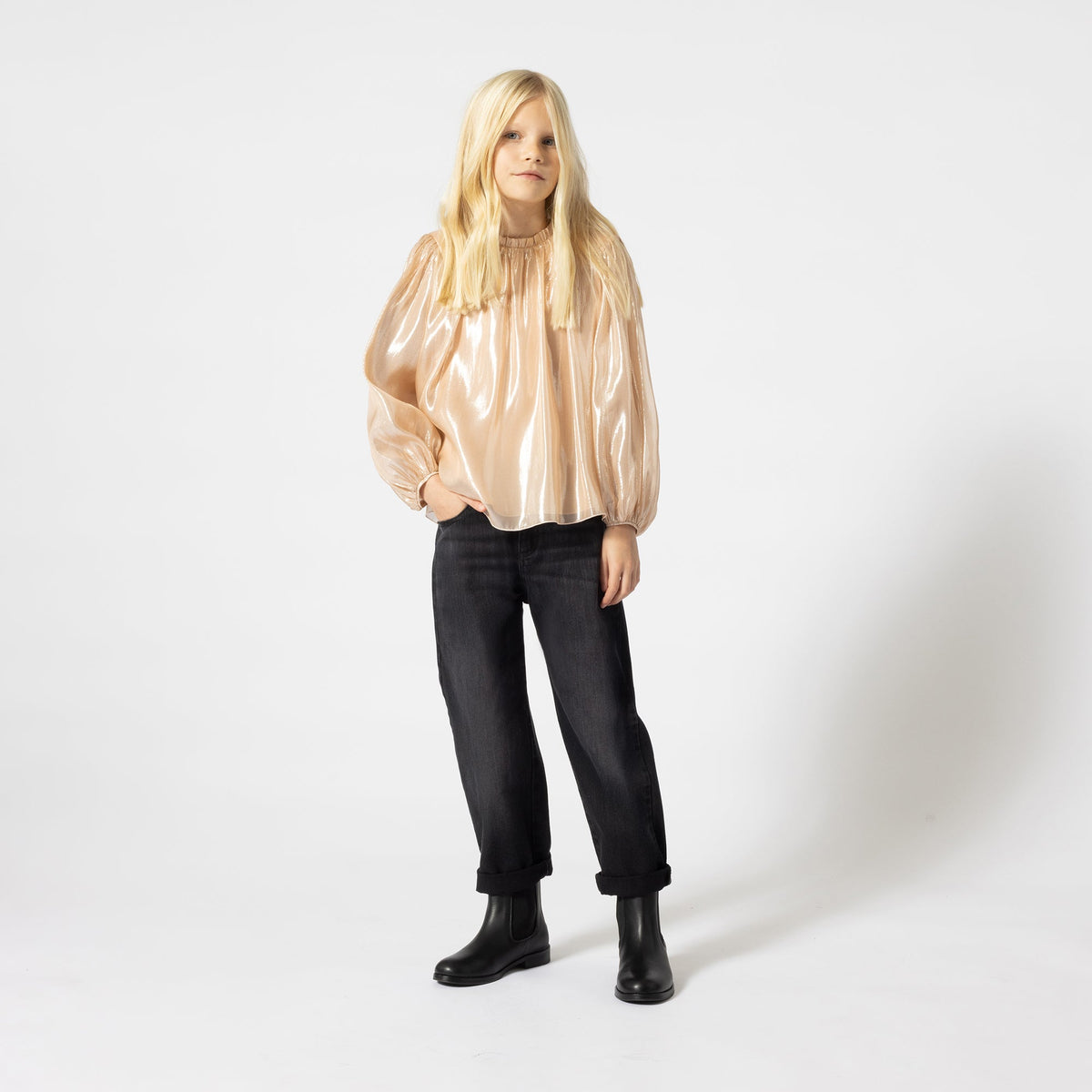 女童黑色牛仔裤