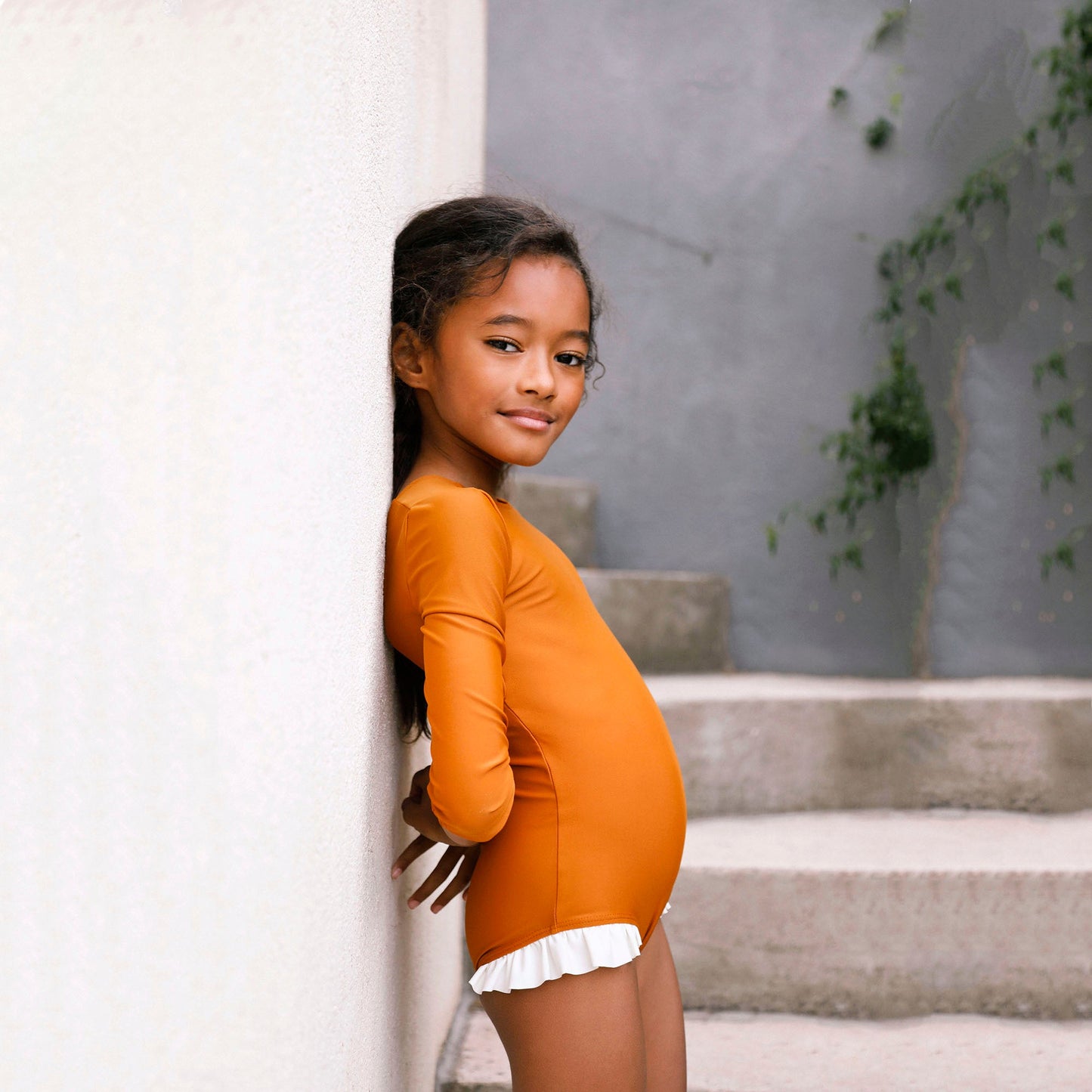 女童焦糖色防晒泳衣(UPF50+)