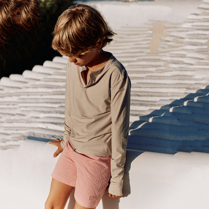 男童米色防晒游泳T恤(UPF50+)