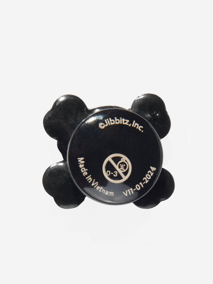 Crocs Kids Tiny Pirate Skull Jibbitz™ 饰品（白色）