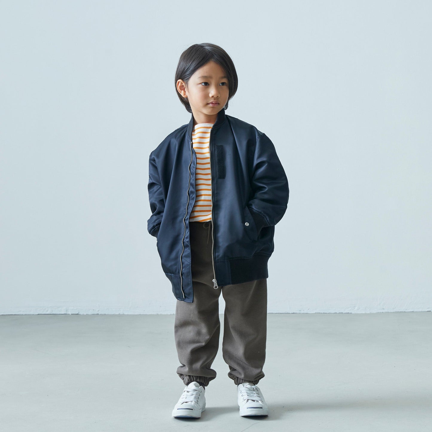 儿童巧克力色棉长裤