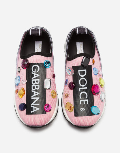 女婴粉色运动鞋