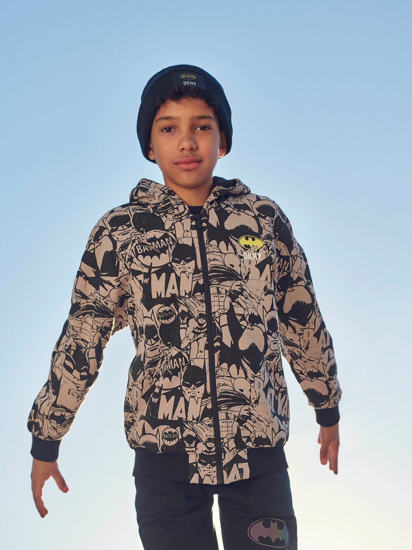 DKNY Kids Batman 拉链上衣（黑色）