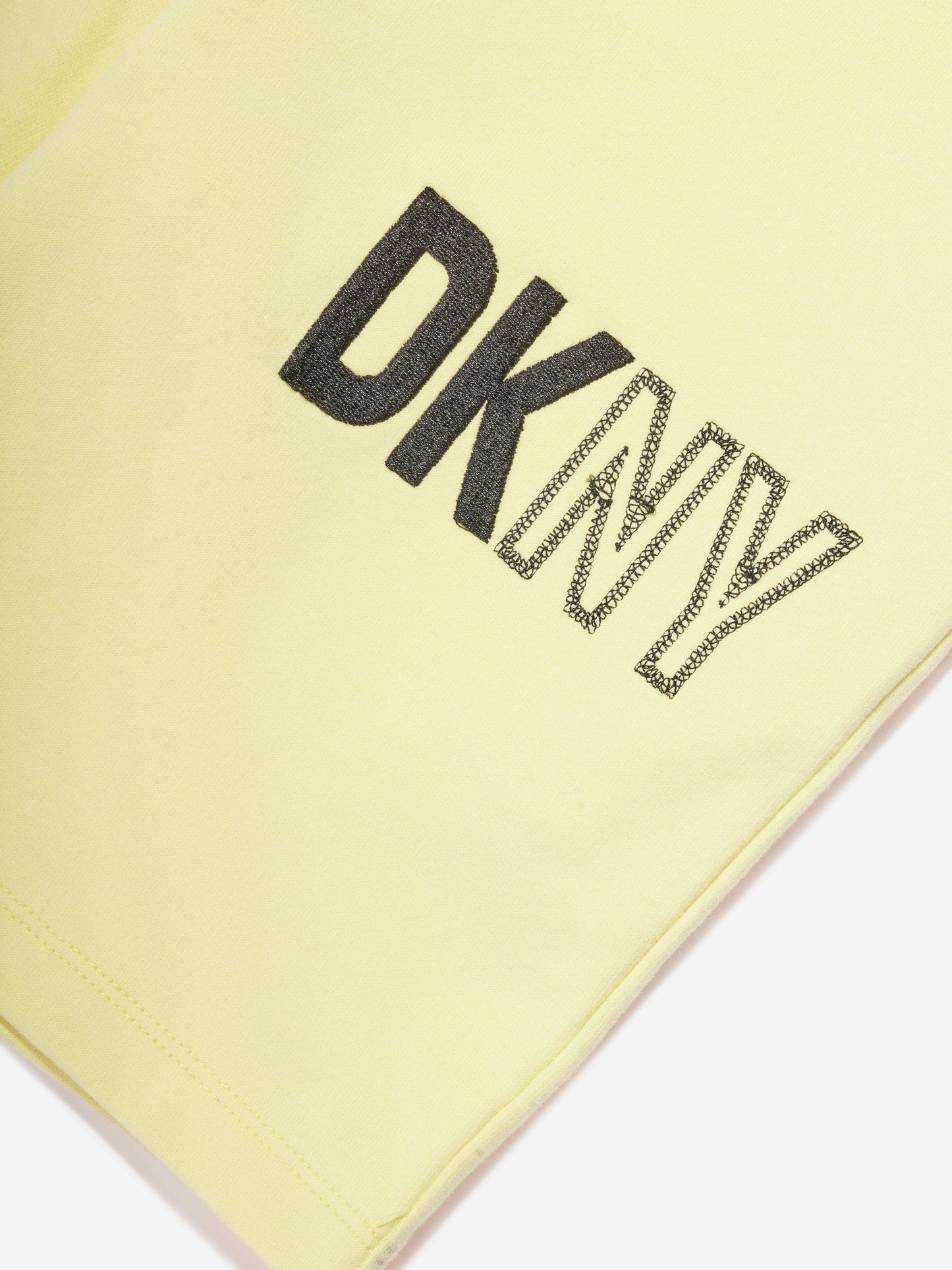 DKNY Kids 粉色徽标百慕大短裤