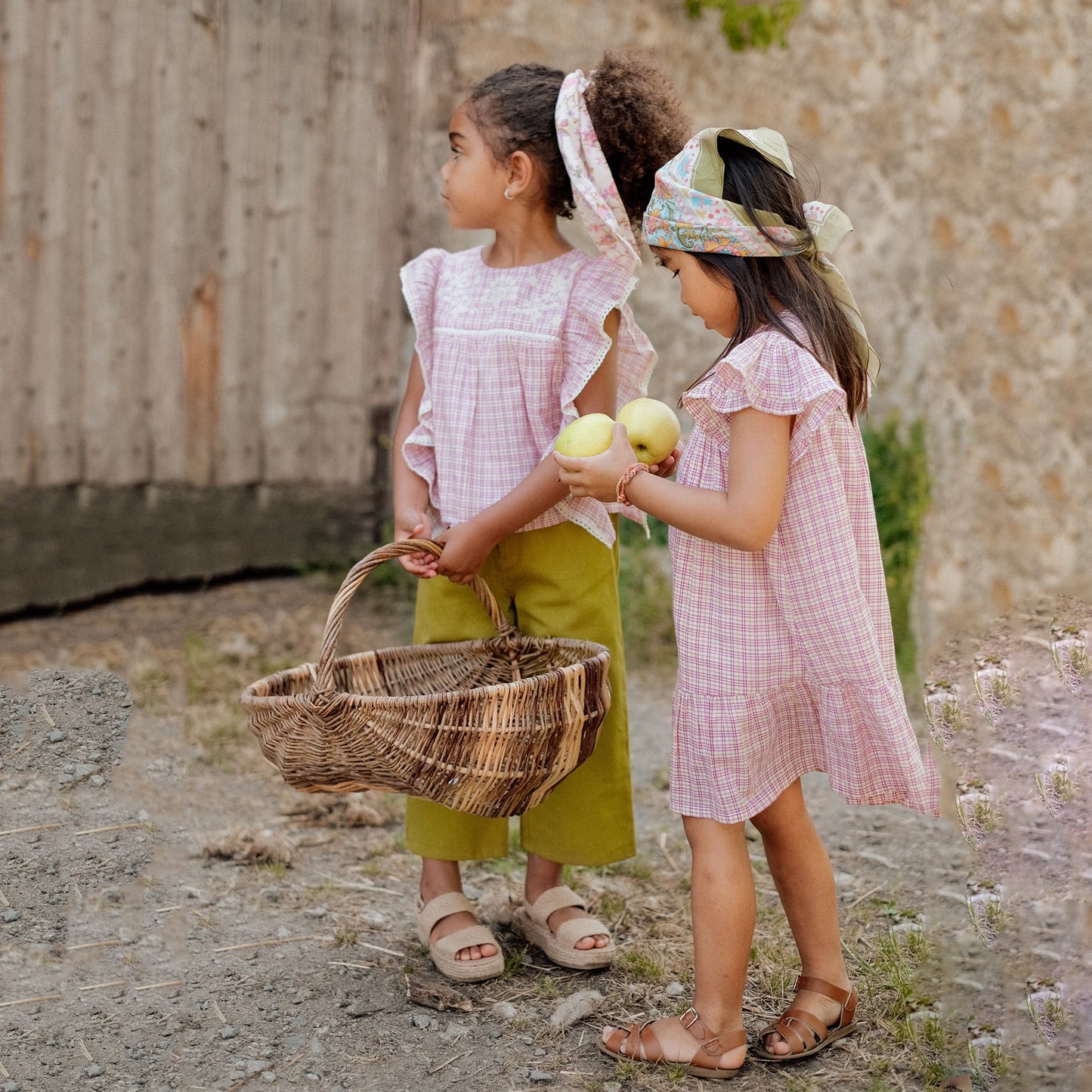 女童粉色格子棉连衣裙