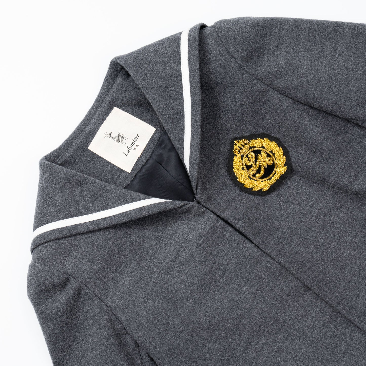 女童灰色毛呢上衣