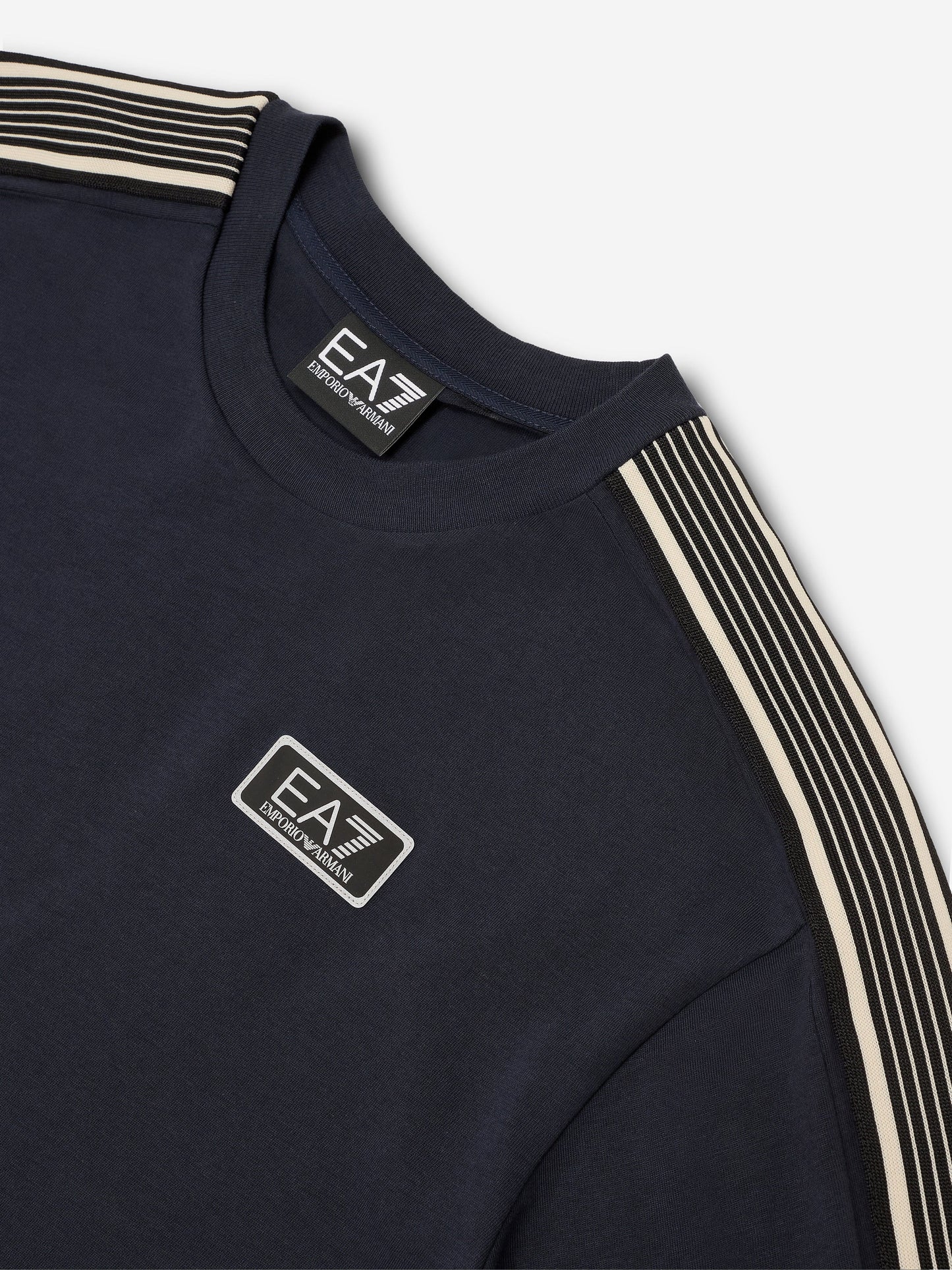 EA7 Emporio Armani 男童徽标 T 恤（海军蓝）