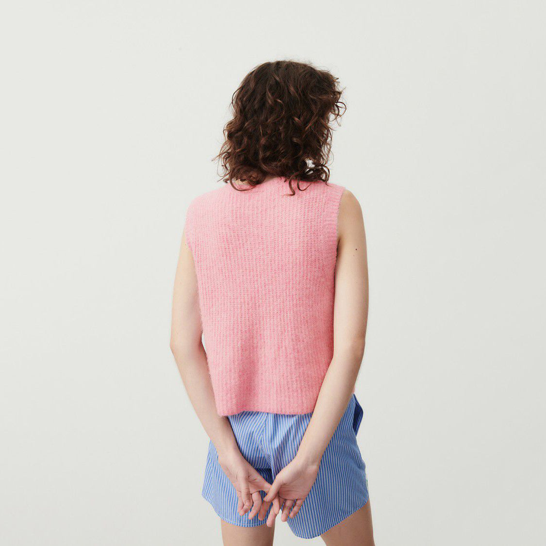 女士粉色针织马甲