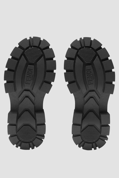 女孩皮革厚重徽标机车靴