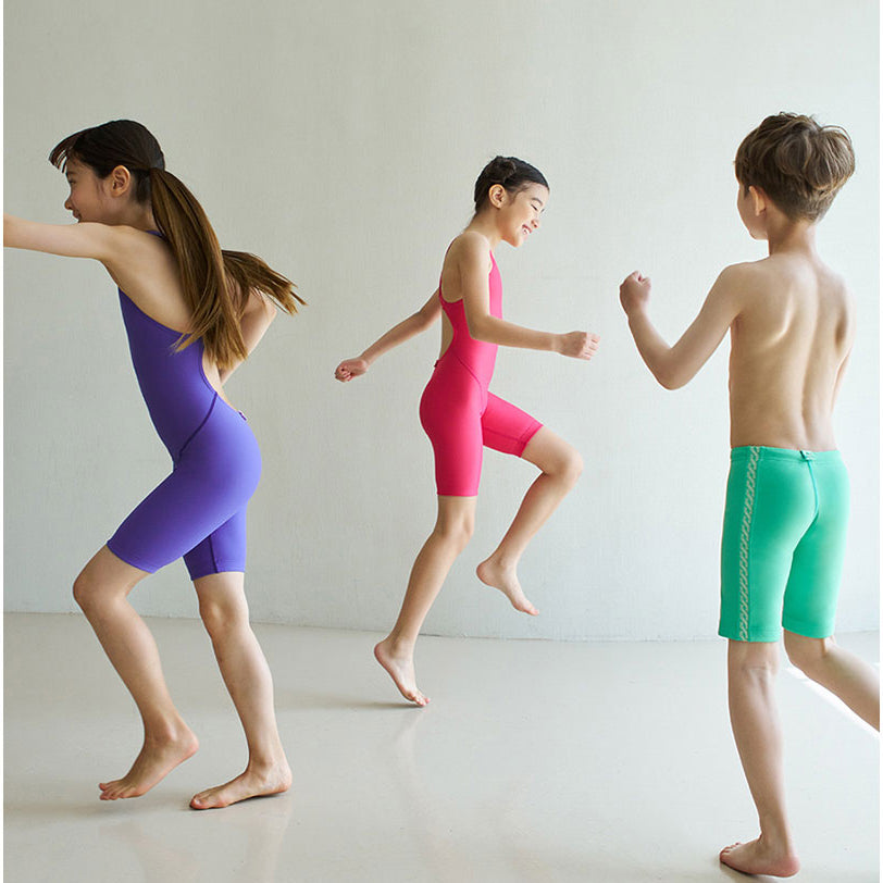 女童紫色五分专业泳衣