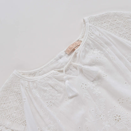 女童白色刺绣棉连衣裙