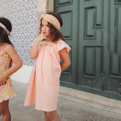 女童粉色刺绣棉连衣裙