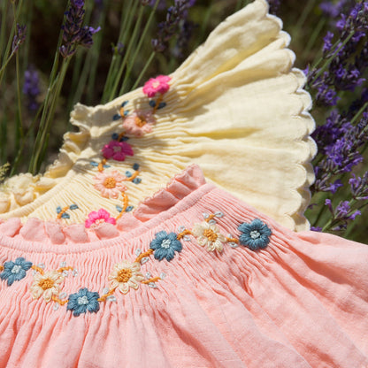 女童粉色刺绣棉连衣裙