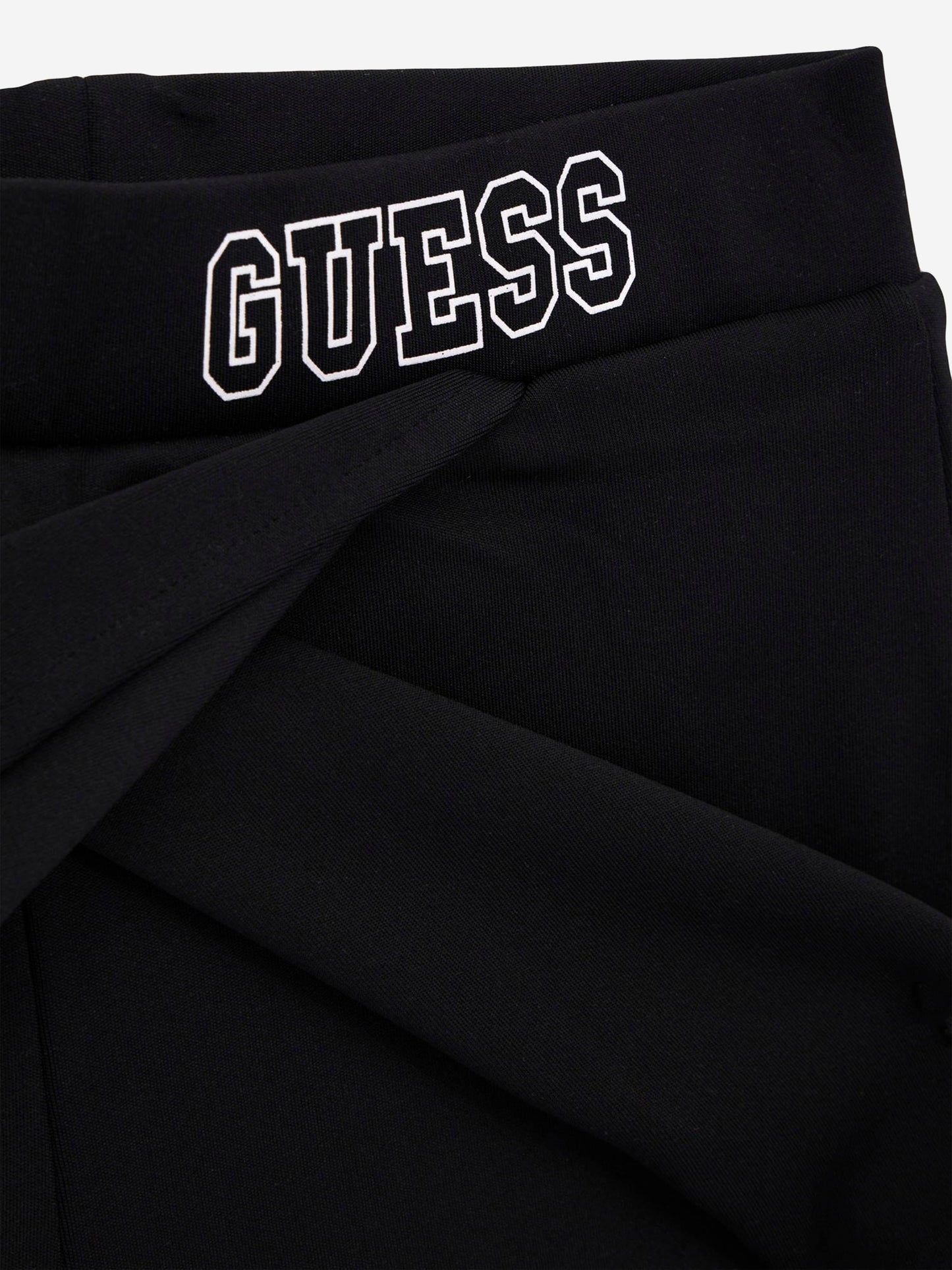 Guess 女童 T 恤和短裙套装（粉色）
