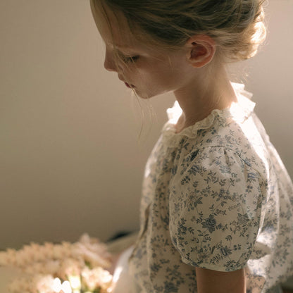 女童蓝色碎花棉衬衫