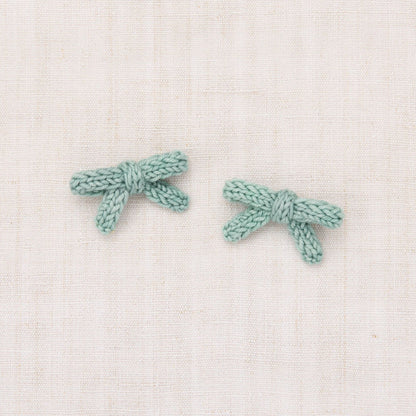 女童浅绿色蝴蝶结羊毛发夹