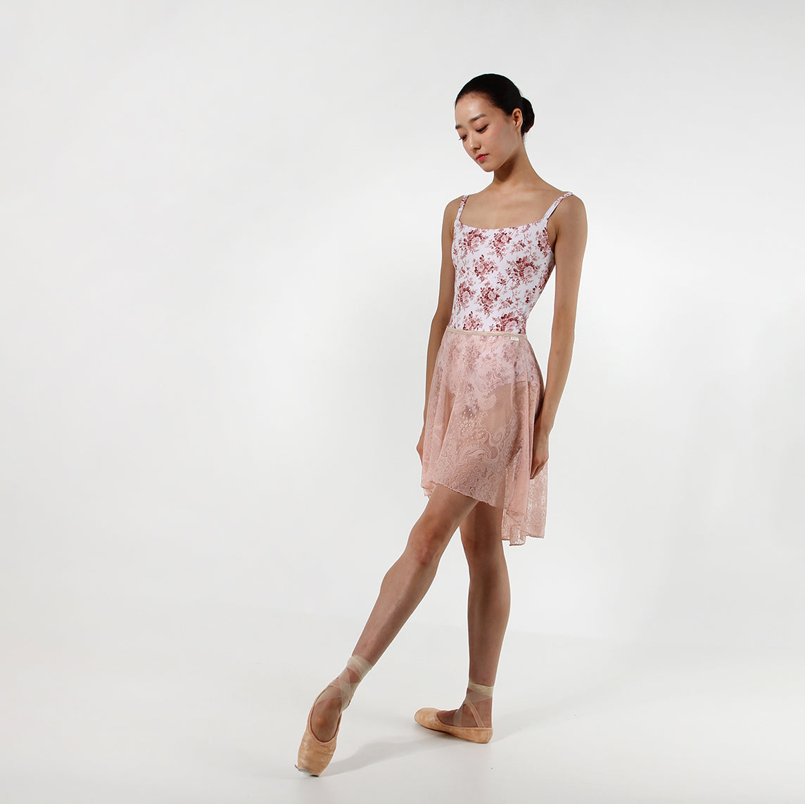 女士玫瑰粉芭蕾舞短裙(Grace Antique Lace Pull-on Skirt MIDI/ROSE PINK)