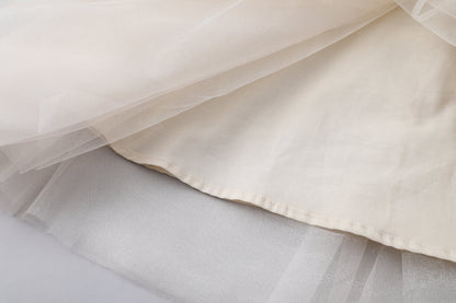 女童编织领香槟色纱裙