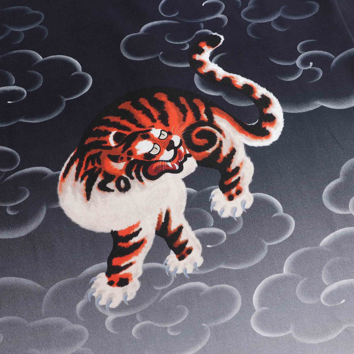 儿童深蓝色老虎印花棉T恤