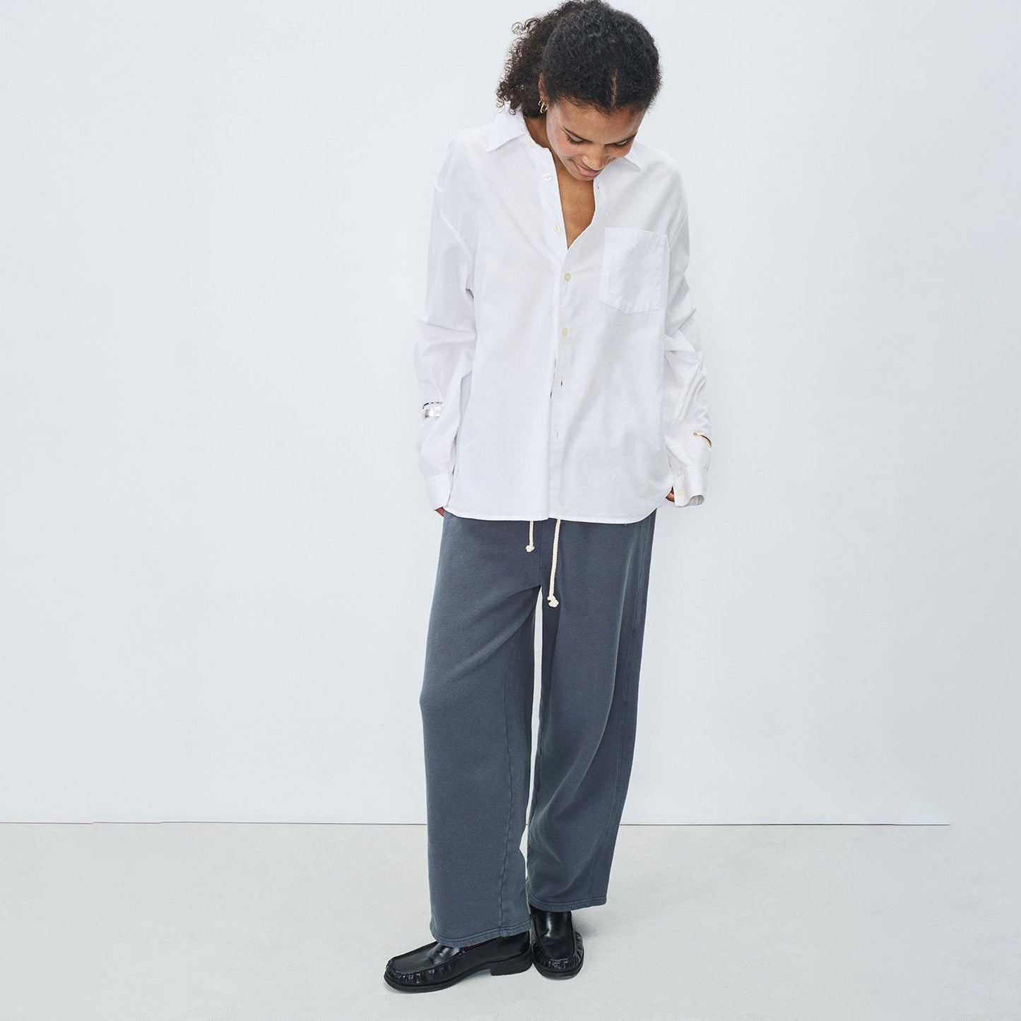 女士宽松卫裤