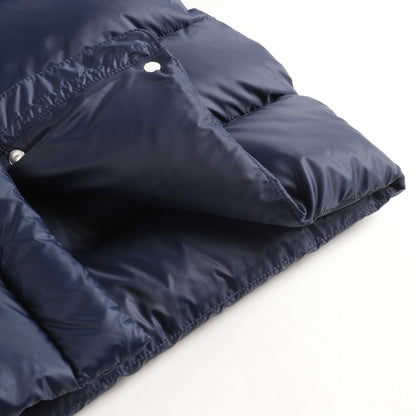 女婴蓝色羽绒外套