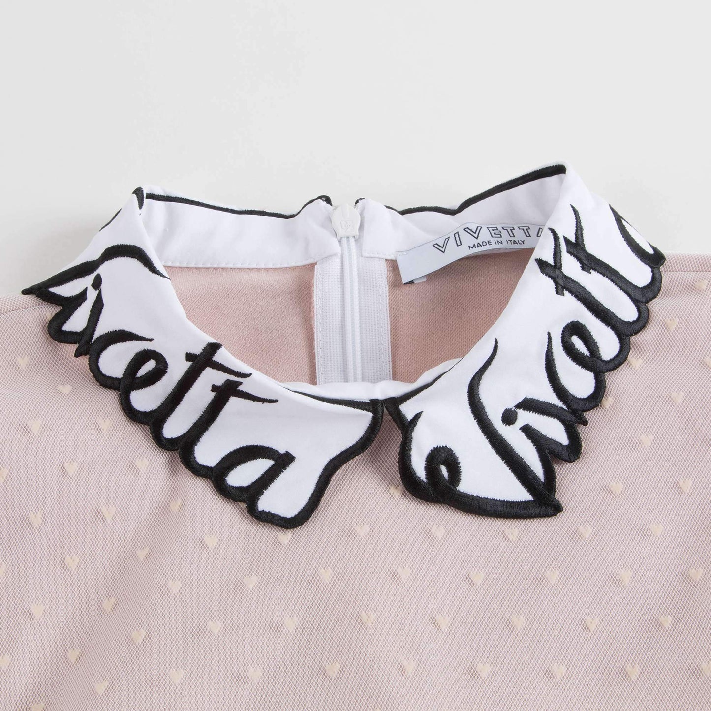 女童浅粉色连衣裙