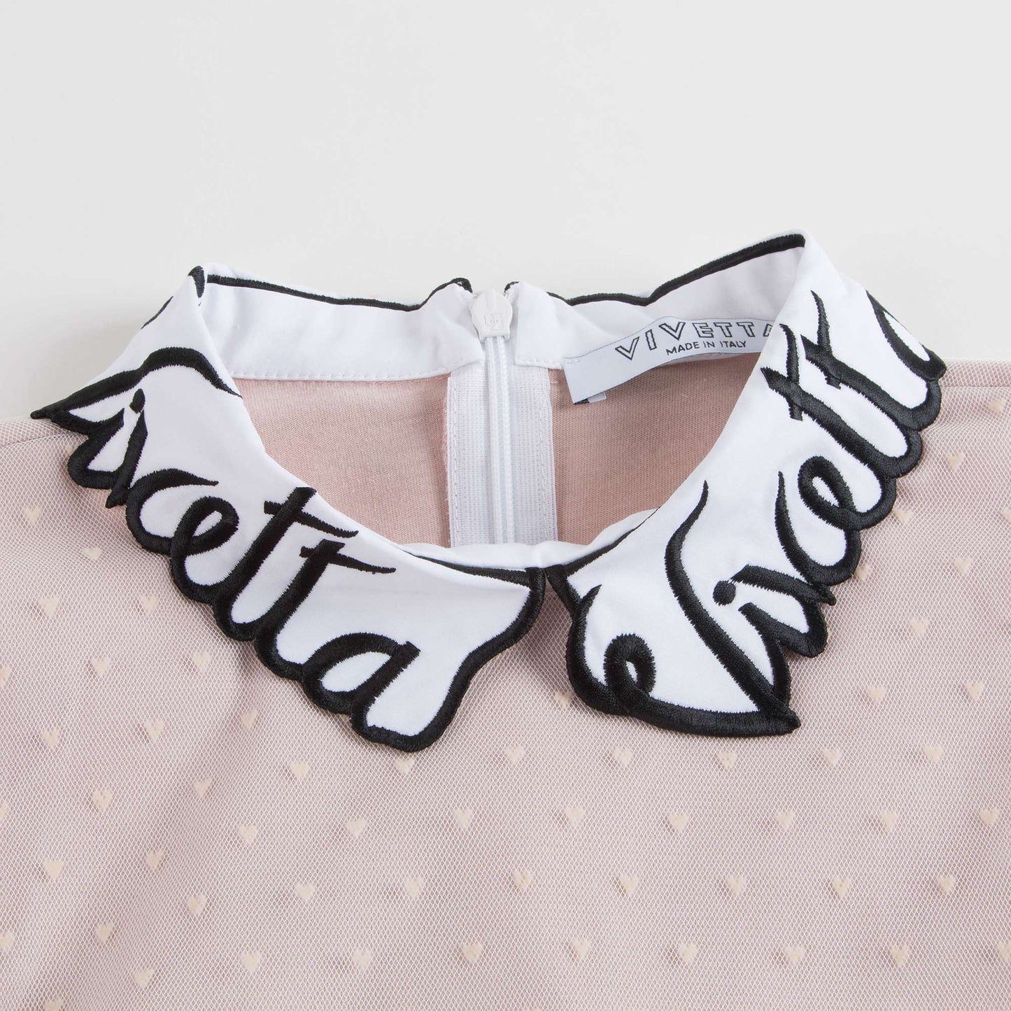 女童浅粉色连衣裙