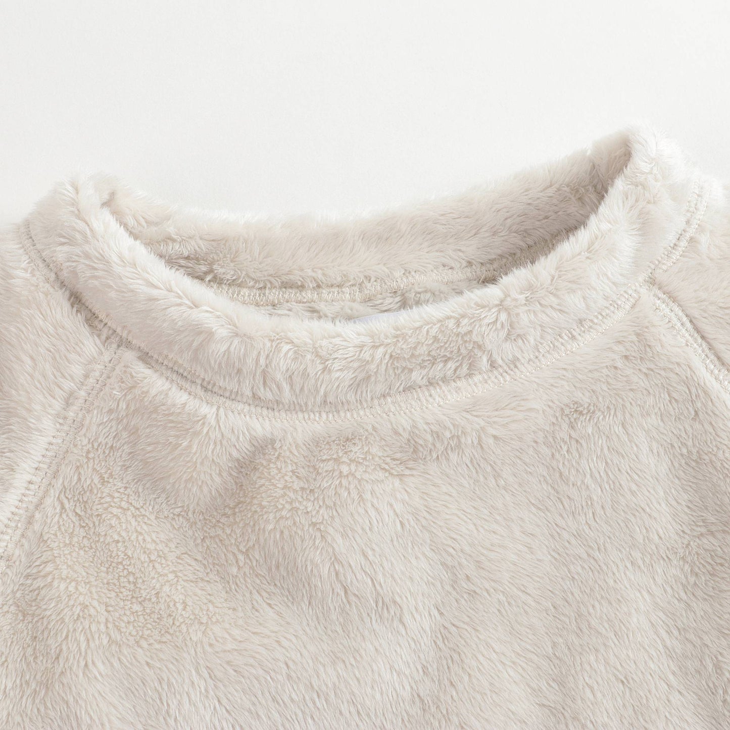 儿童奶油白卫衣