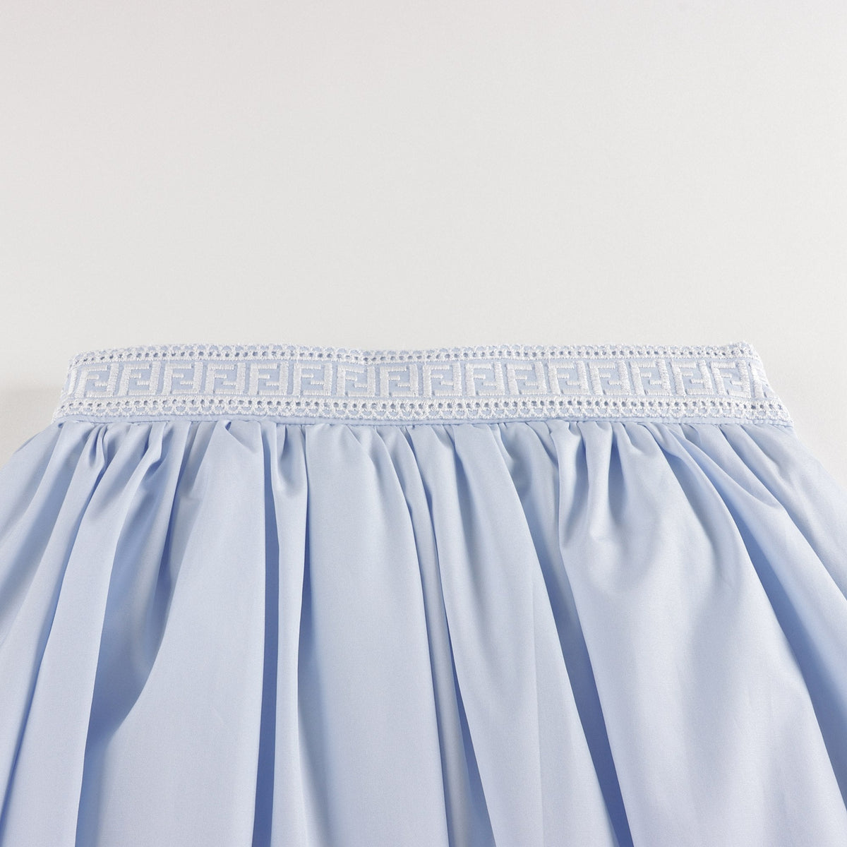 女童浅蓝色棉连衣裙