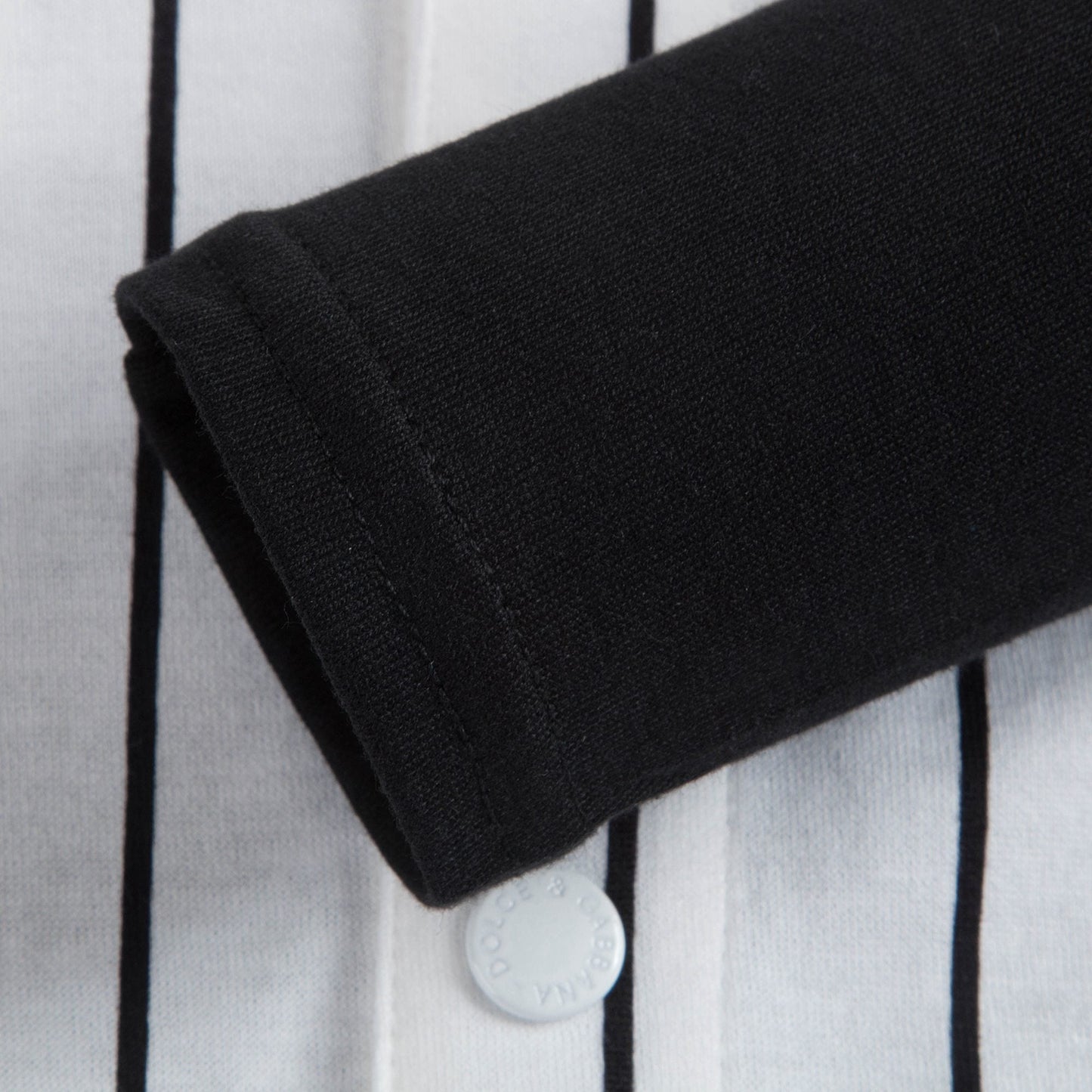 男婴白色条纹棉T恤