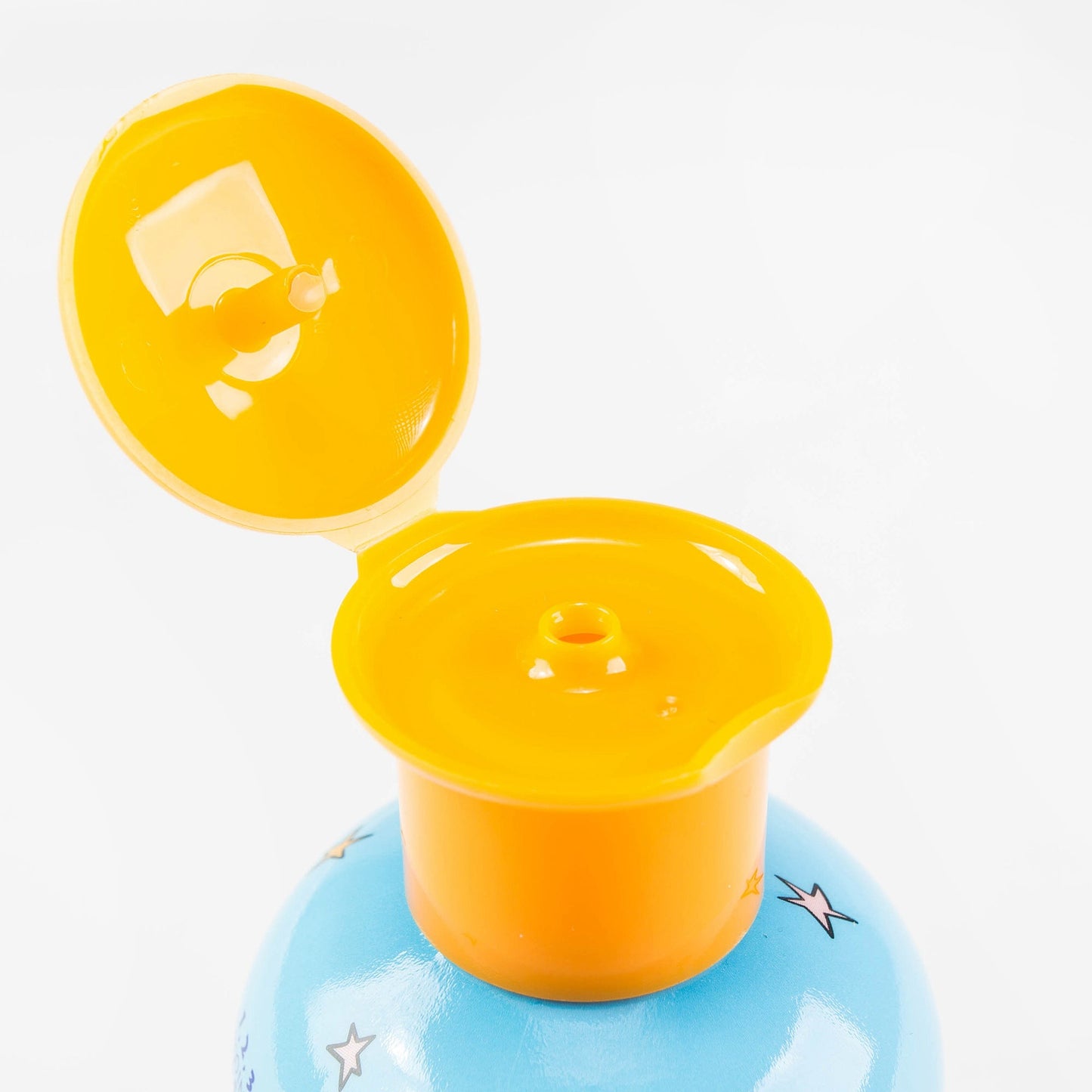 杏果味温和洗发水（200ml）