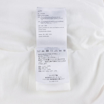 婴儿白色"BANURU"羽绒夹克