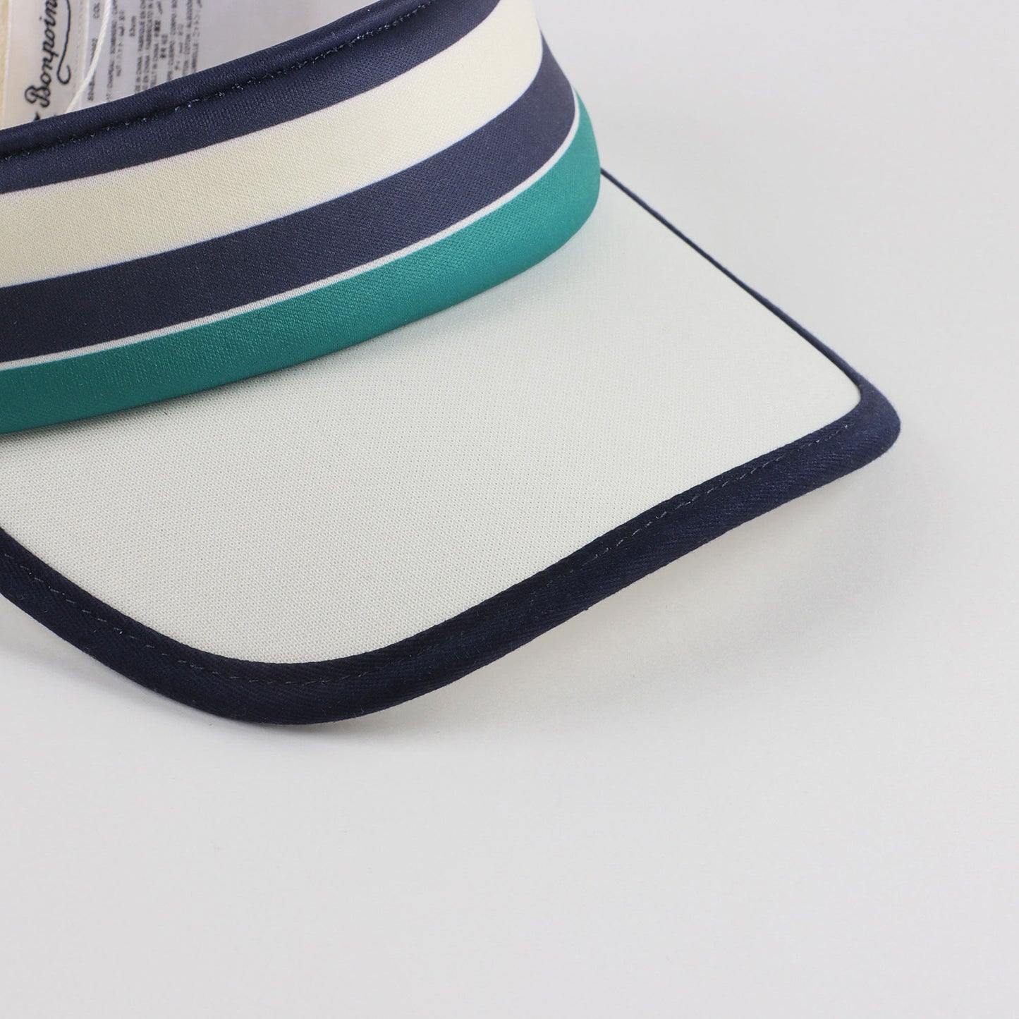 男童白色太阳帽