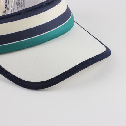 男童白色太阳帽