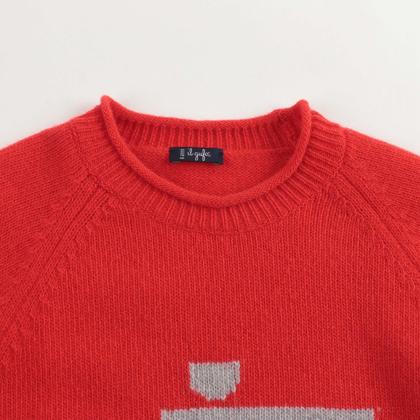 男童红色图案羊毛毛衣