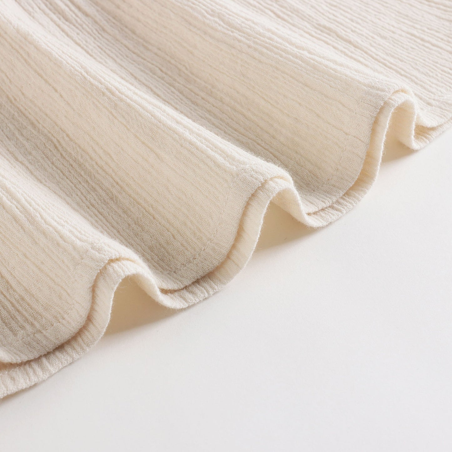 女童白色棉吊带上衣