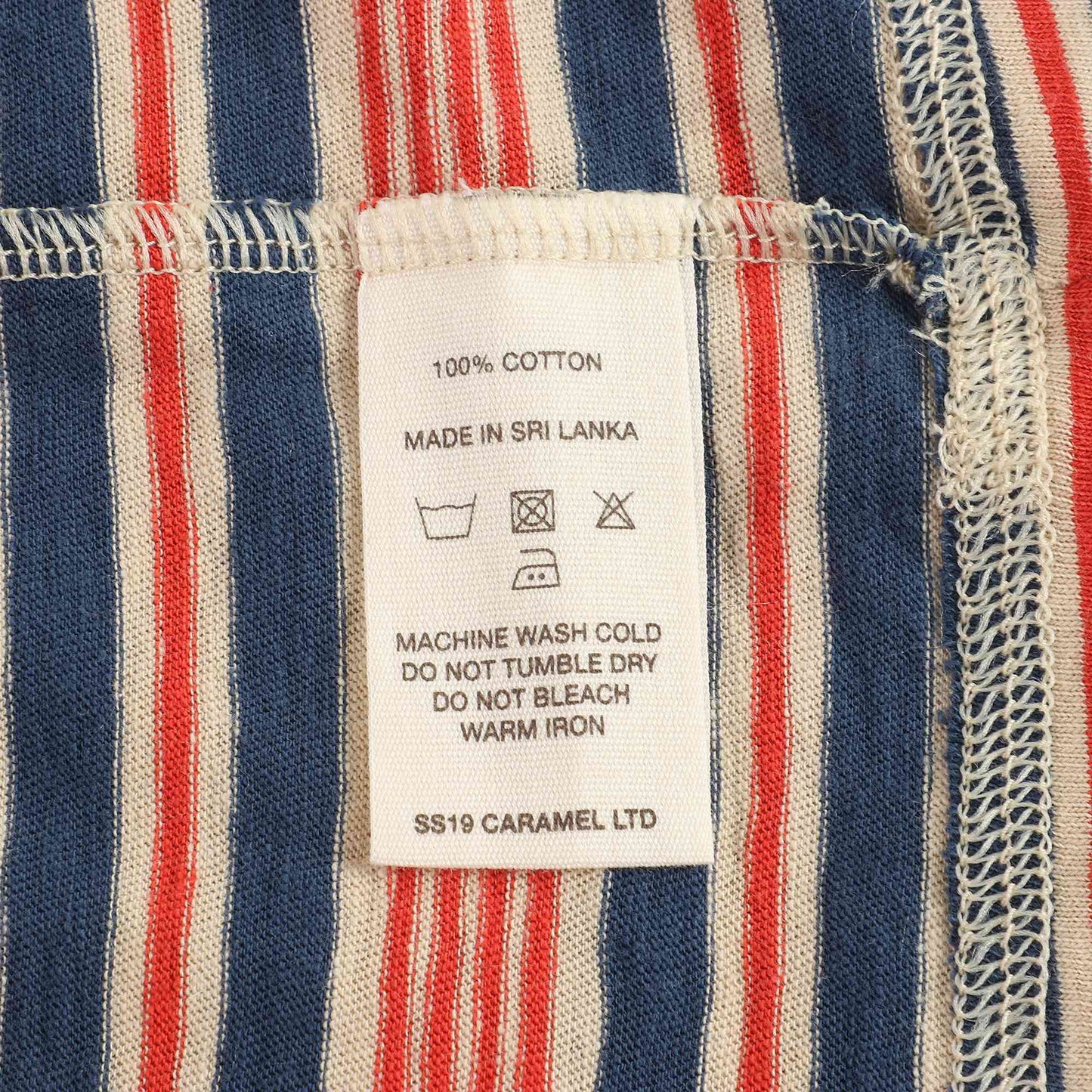 婴儿红色条纹棉T恤