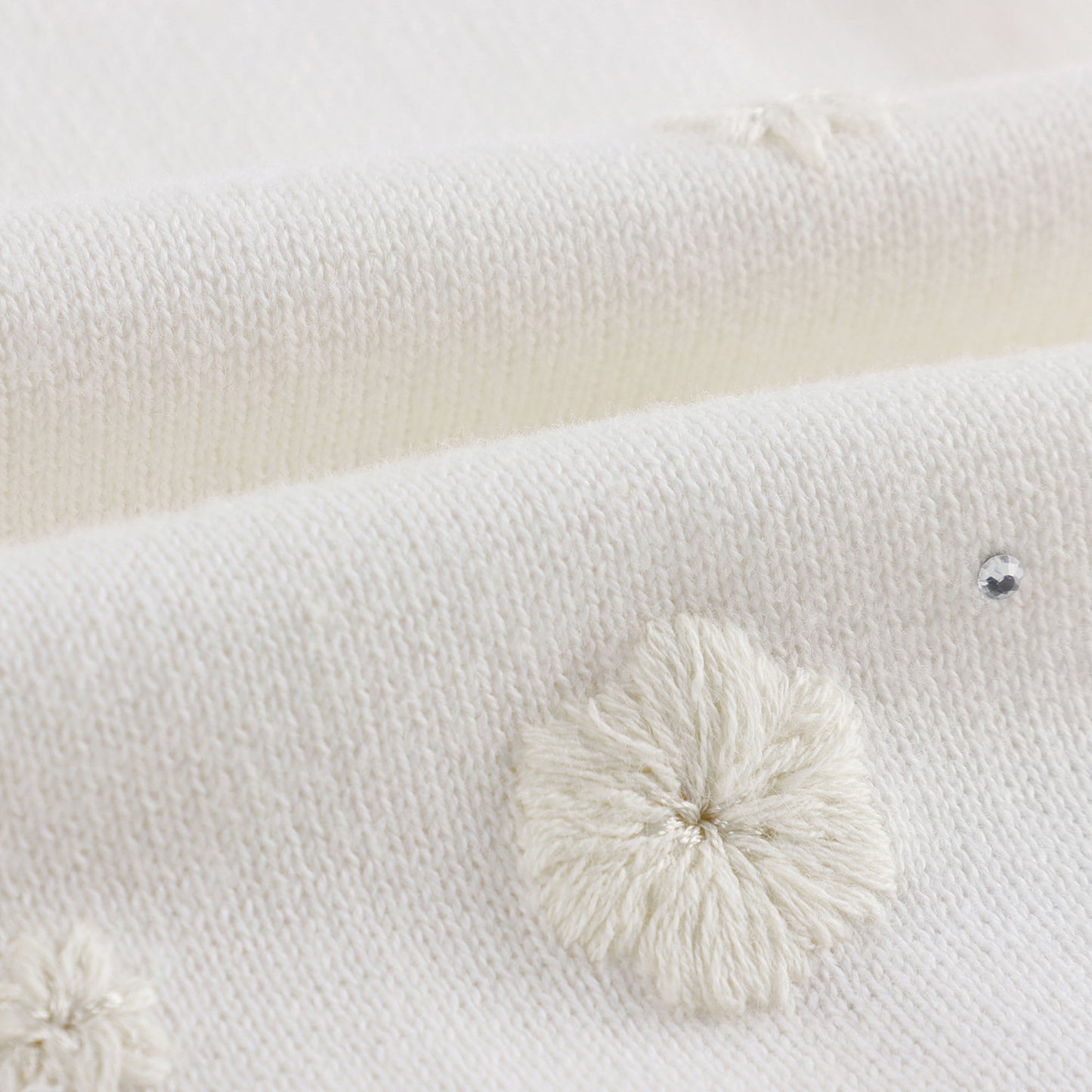 女童白色刺绣棉开衫