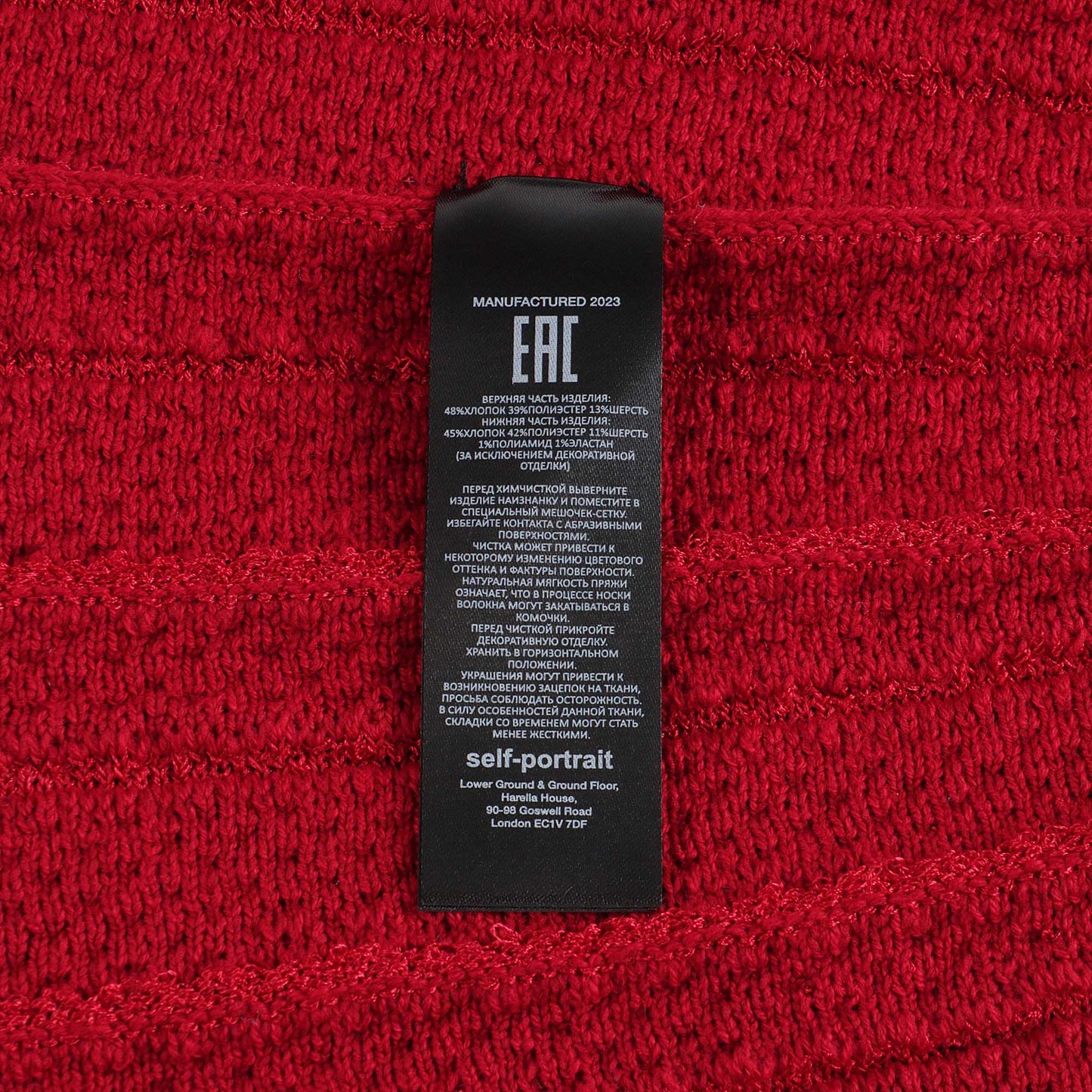 女童红色连衣裙