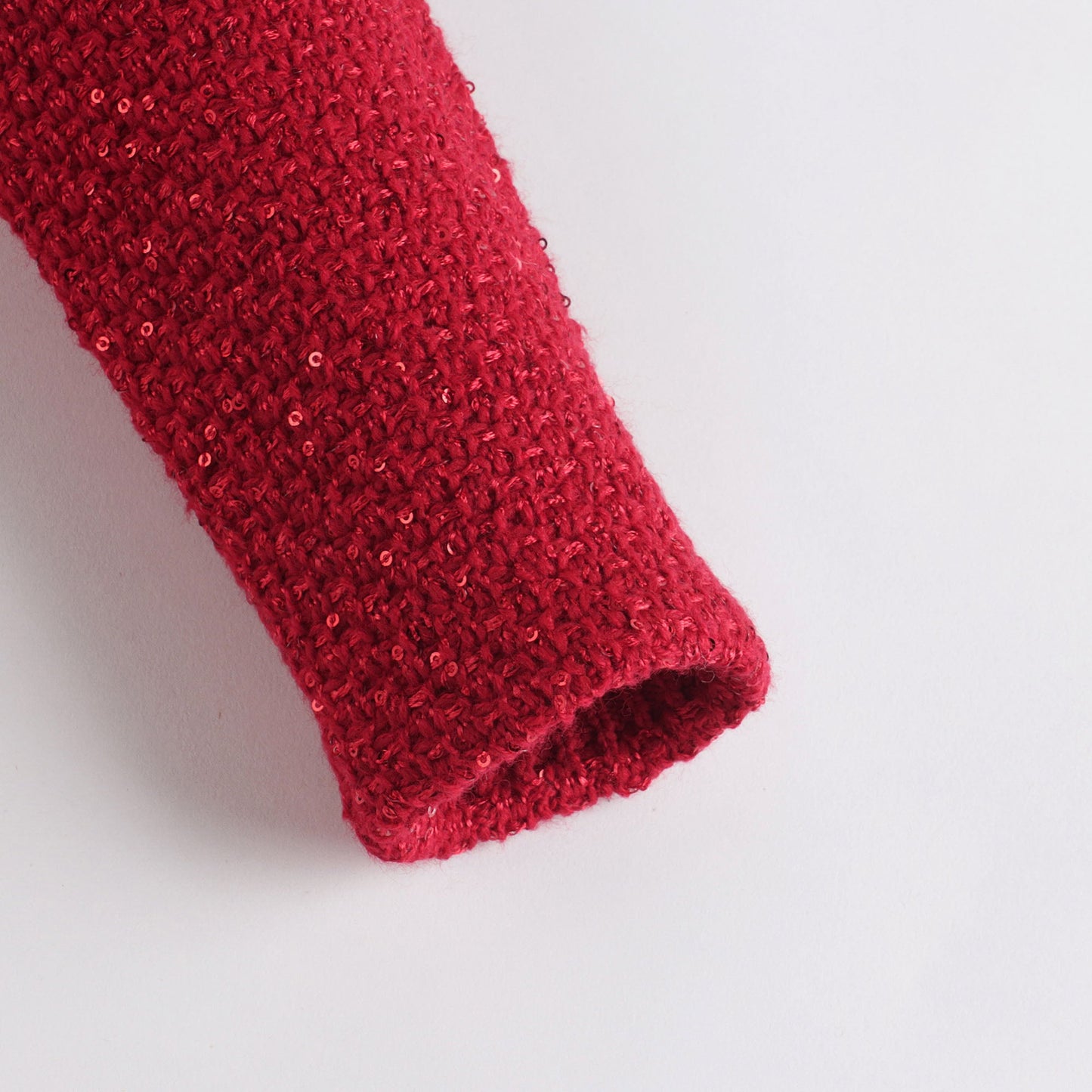 女童红色短外套