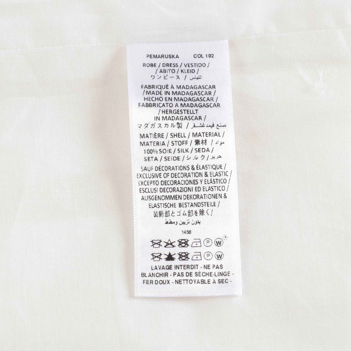 女婴白色连衣裙套装