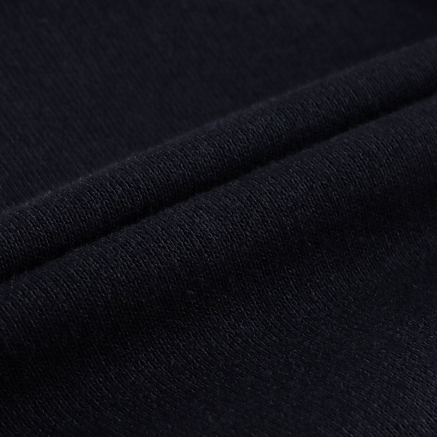 男婴黑色连帽夹克