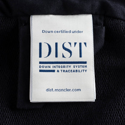 男婴黑色连帽夹克