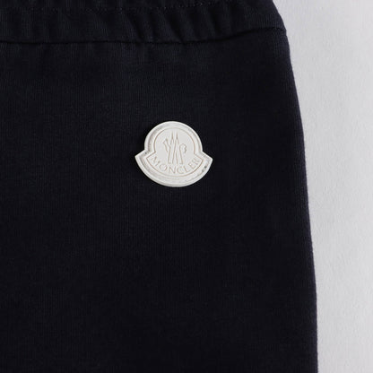 婴儿黑色跑步裤套装