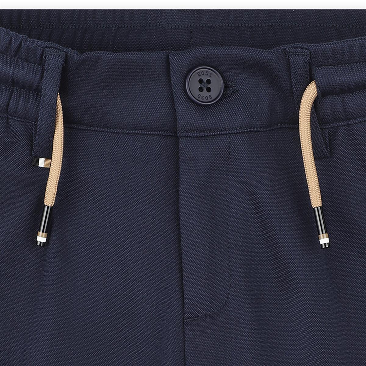 男童藏青色短裤