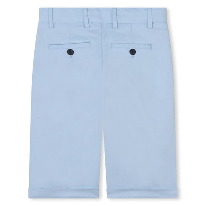 男童蓝色短裤