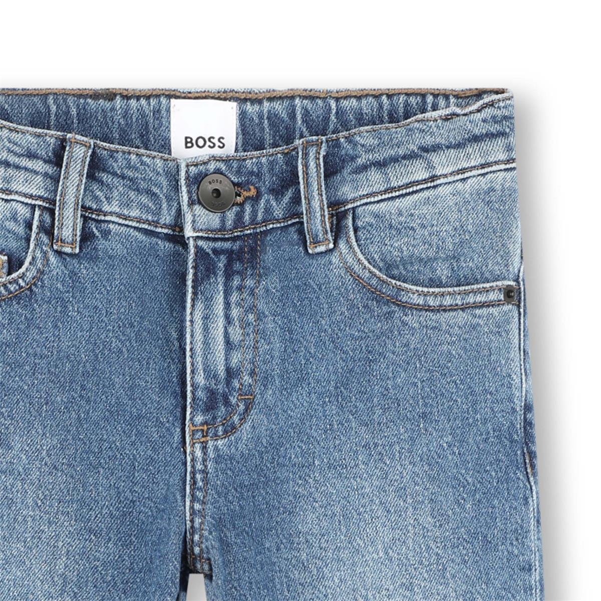 男童蓝色牛仔裤