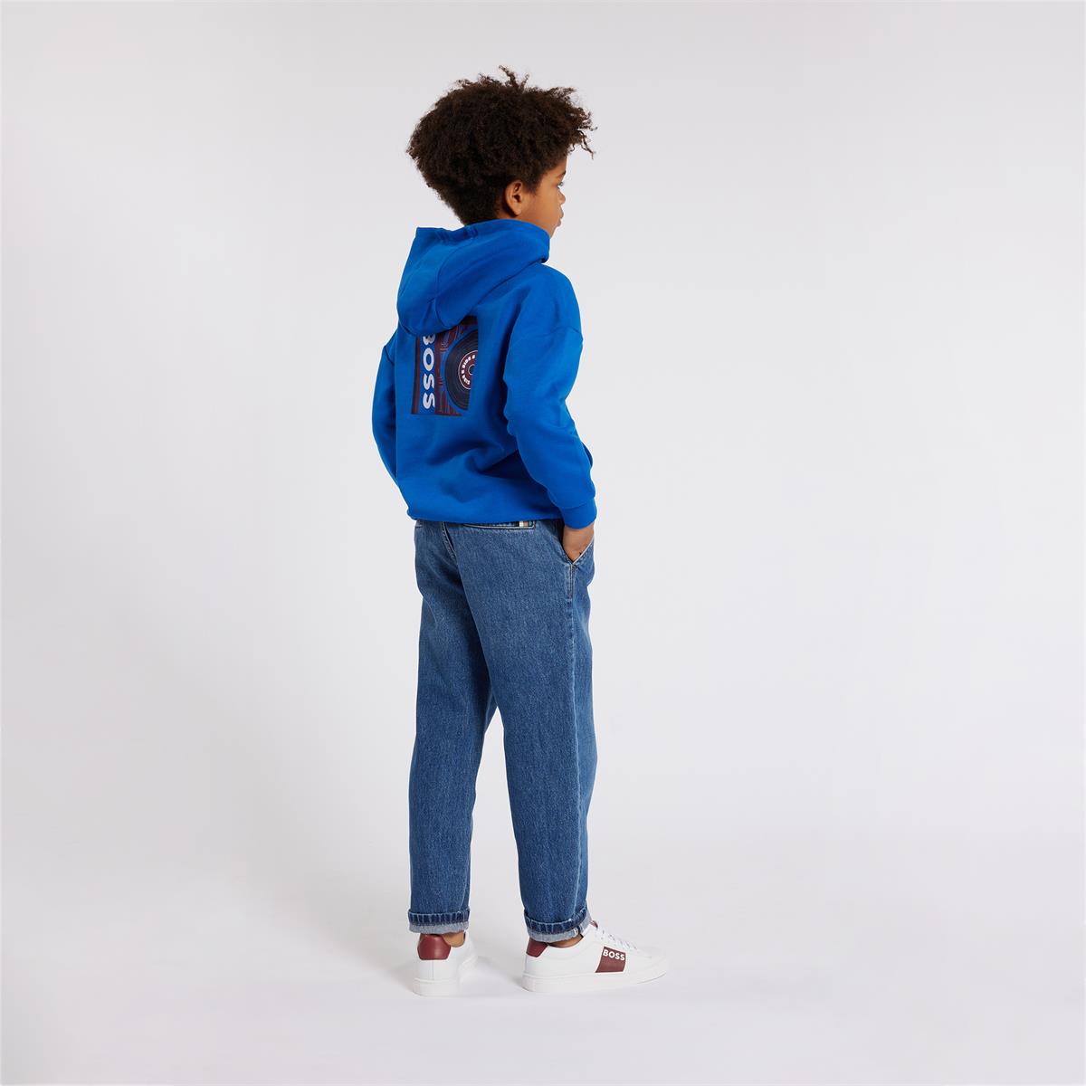 男童蓝色牛仔裤